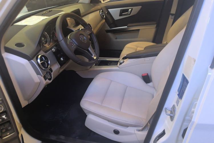 Used Mercedes-Benz GLK-Class 2013 GLK 300 4MATIC Dynamic Sunroof Model