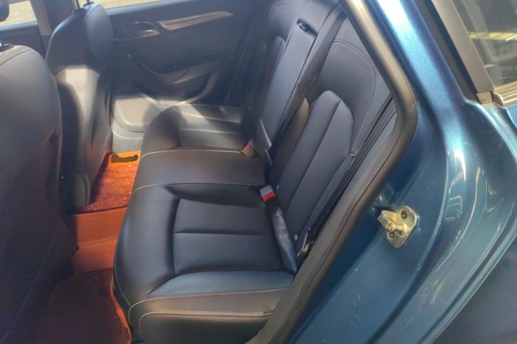 Used Roewe i6 2017 20T Automatic Internet Smart Edition