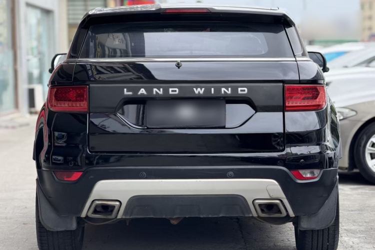 Used Land X7 2016 2.0T Panoramic Prestige Edition
