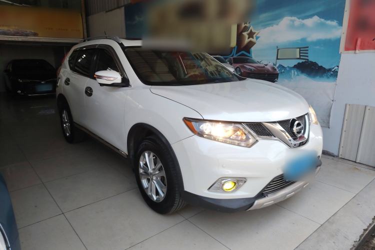 Used Nissan X-Trail 2015 2.0L CVT Comfort MAX Edition 2WD
