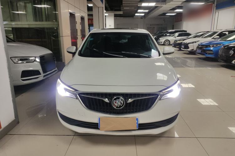 Used Buick GT 2018 18T Automatic Elite Model
