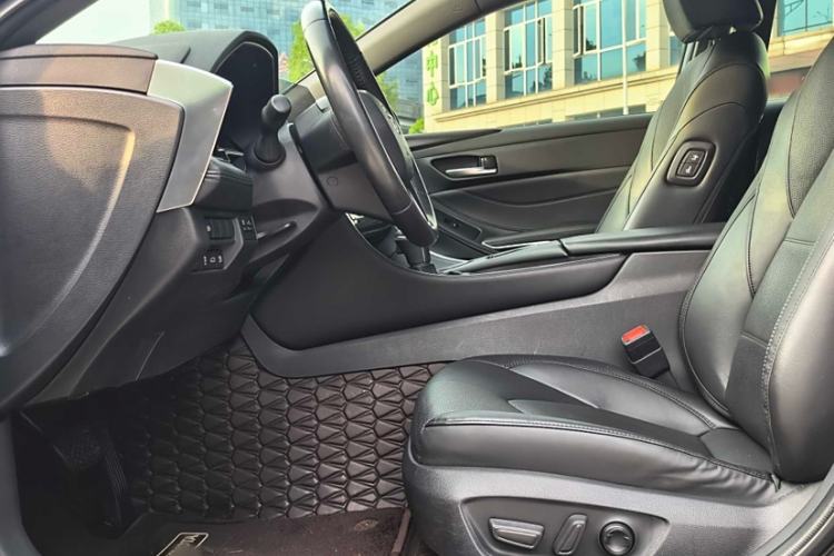 Used Toyota Avalon 2022 2.0L Luxury Edition
