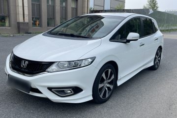 Used Honda Jade 2013 1.8L CVT Luxury Edition 5 seats