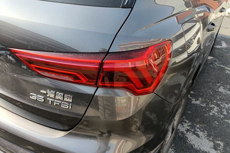 Used Audi Q3 2022 35 TFSI Fashion Dynamic Model