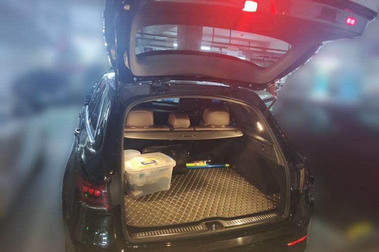 Used Mercedes-Benz GLC 2020 GLC 300 L 4MATIC Dynamic Edition
