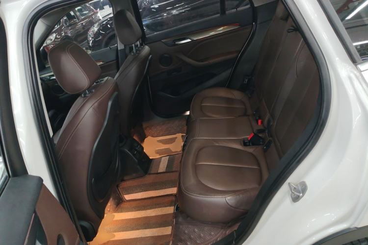 Used BMW X1 2016 xDrive20Li Luxury Model
