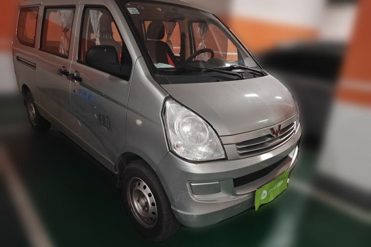 Used Wuling Rongguang S 2021 1.2L Base Model 7-Seater LSI
