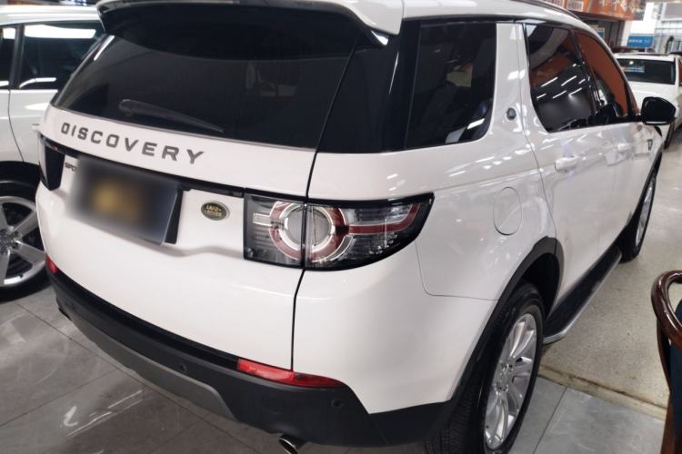 Used Land Rover Discovery Sport 2019 240 PS SE Version China VI Standard
