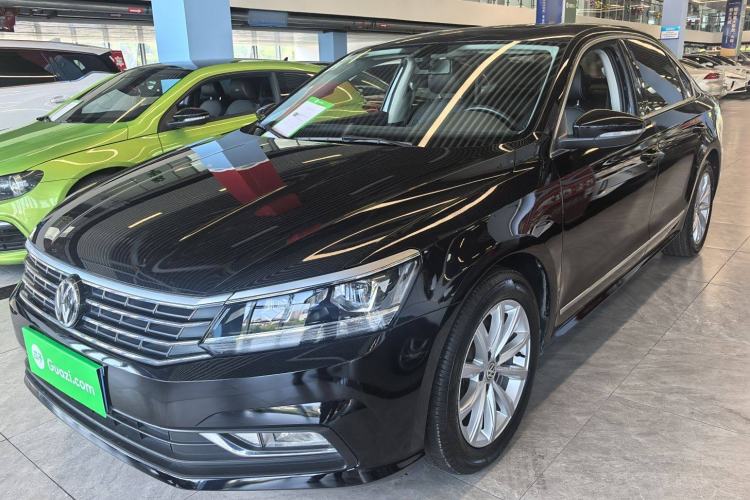 Used Volkswagen Passat 2016 330TSI DSG Luxury Edition
