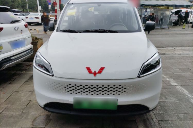 Used Wuling Hongguang New Energy 2025 Extended-Range Hybrid 50KM Comfort Version
