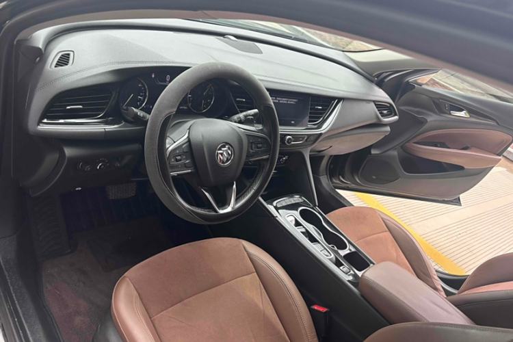 Used Buick Regal 2020 552T Luxury Version
