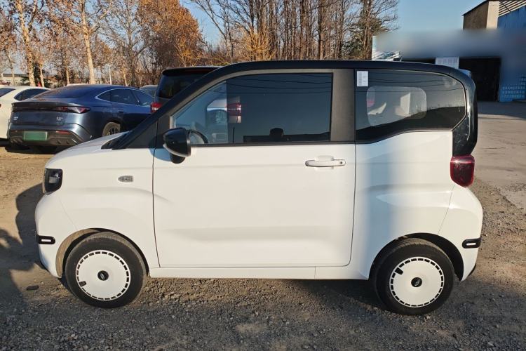 Used Chery QQ Ice Cream 2022 120km Conical Shape Lithium Iron Phosphate

