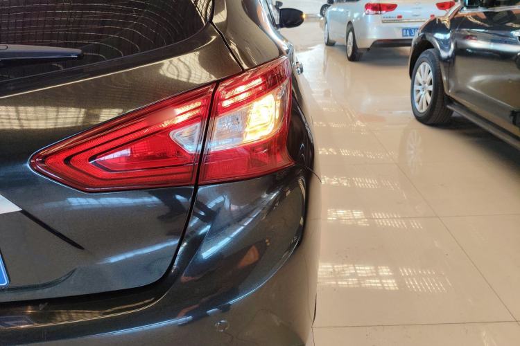 Used Nissan Tiida 2021 1.6L CVT Smart Drive Edition
