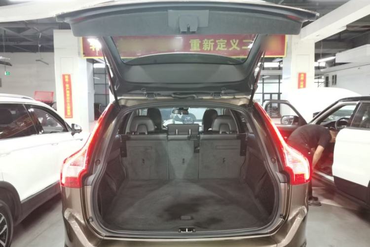 Used Volvo XC60 2017 T5 Smart Upgrade Edition
