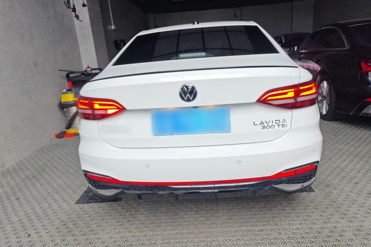 Used Volkswagen Lavida 2024 300TSI DSG Starry Sky Deluxe Edition
