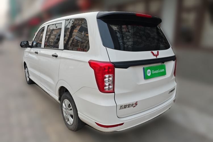 Used Wuling Hongguang 2019 1.5L S Basic Version China VI Standard LAR
