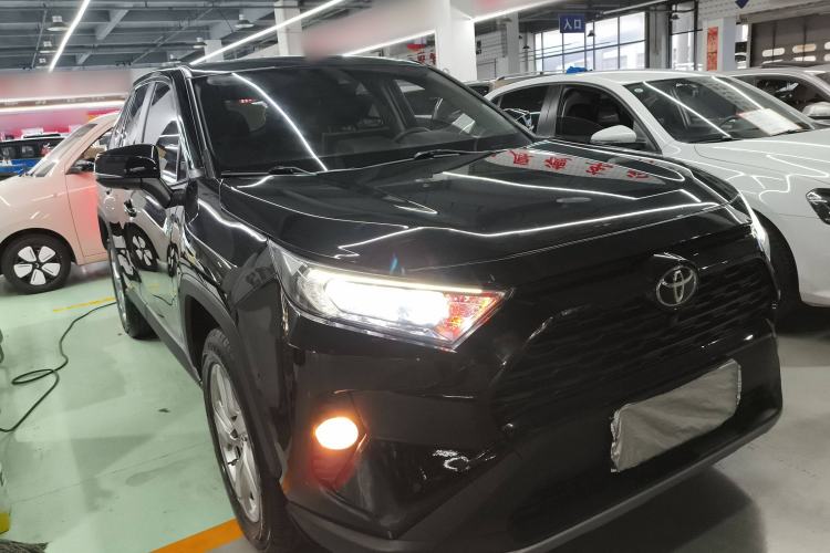 Used Toyota RAV4 2020 2.0L CVT Two-Wheel Drive Fashion Edition