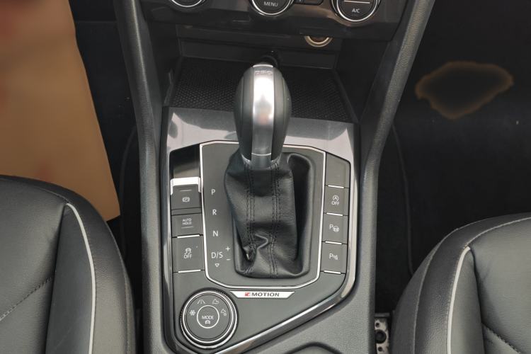 Used Volkswagen Tiguan 2018 330TSI Four-Wheel Drive High-End Model
