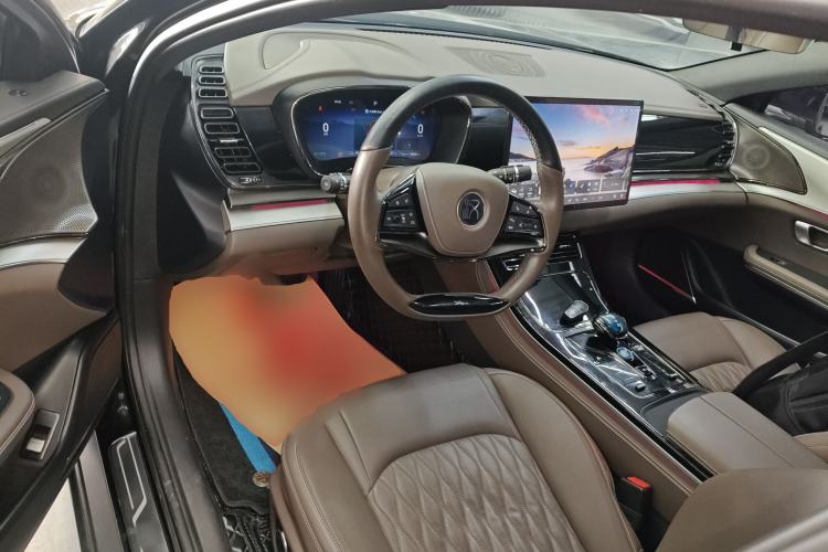 Used BYD Han 2024 EV Glory Edition 605KM Front-Wheel-Drive Premium Model
