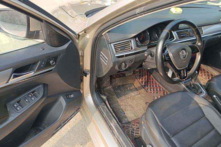 Used Volkswagen Bora 2016 1.6L Automatic Comfort Model
