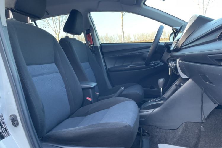 Used Toyota YARiS L 2019 1.5E CVT Dynamic Edition China VI compliant
