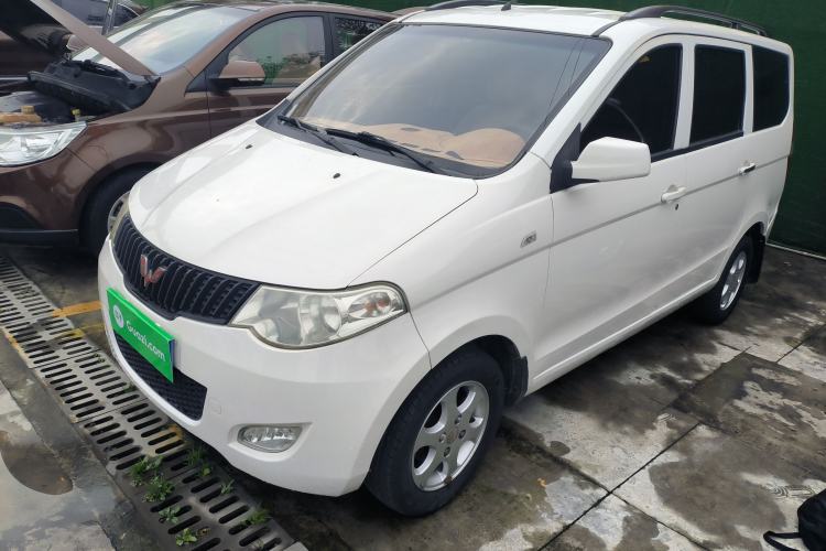 Used Wuling Hongguang 2014 1.5L Standard Version