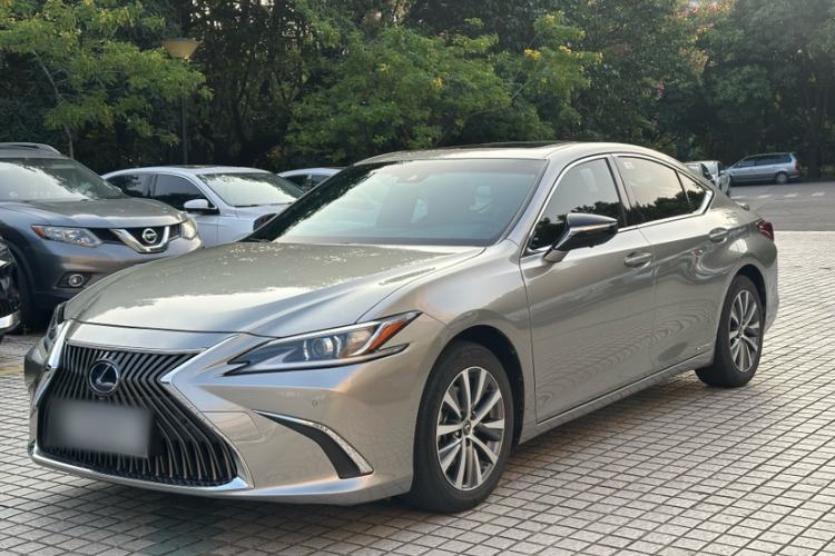 Used Lexus ES 2021 300h Excellence Edition