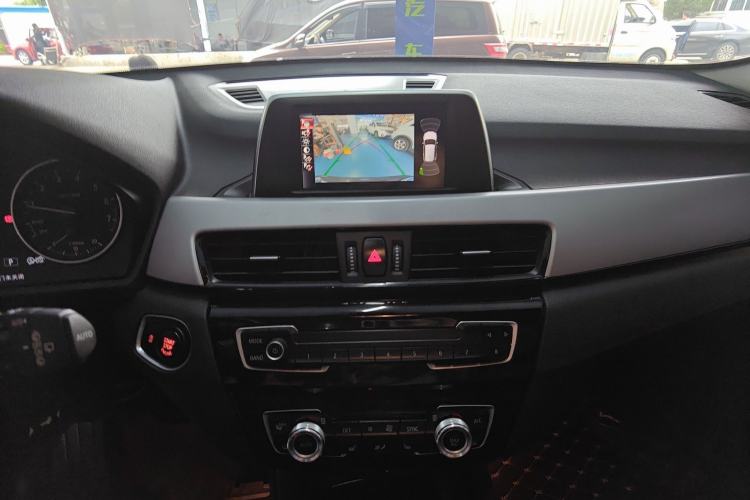 Used BMW X1 2016 sDrive18Li Premium Edition
