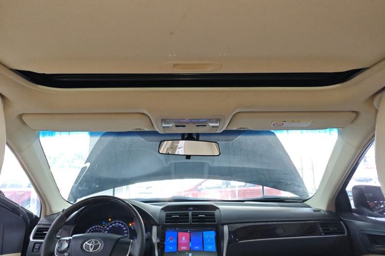 Used Toyota Camry 2016 2.0G 10th Anniversary Leading Edition
