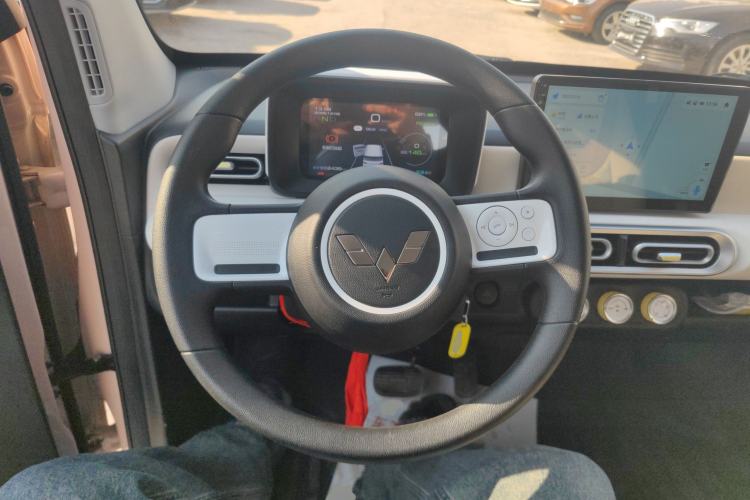 Used Wuling Hongguang MINIEV 2024 3rd Generation 215km Youth Edition
