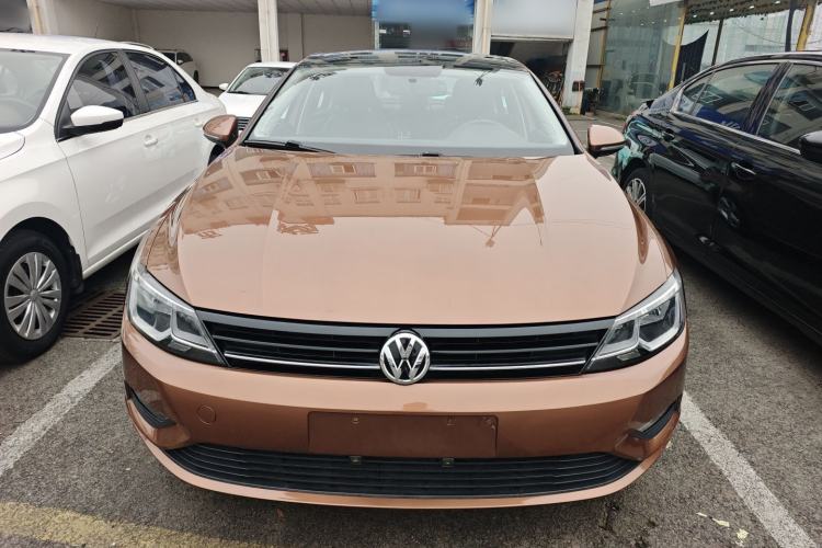 Used Volkswagen Lamando 2017 230TSI DSG Fashion Edition
