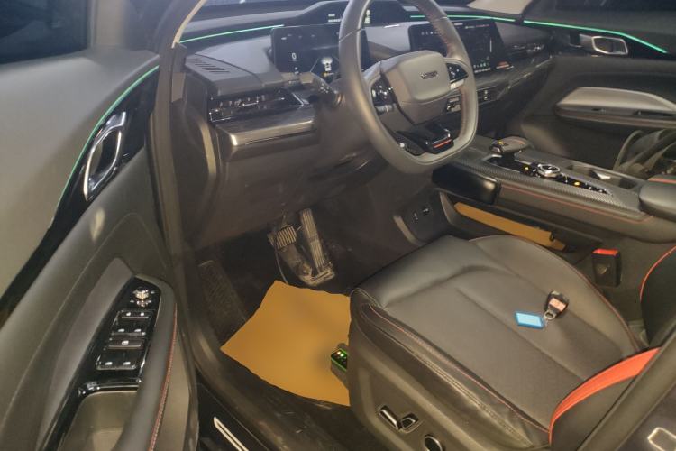 Used Oshan Z6 2022 Blue Whale 1.5T DCT Smart Edition Urban Version
