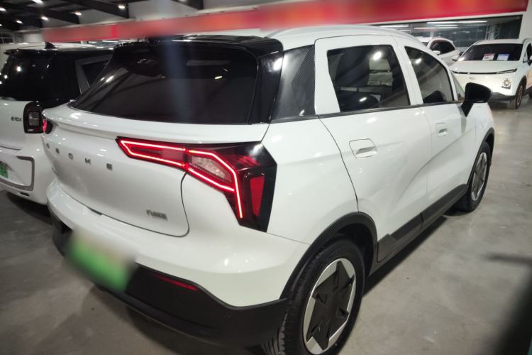 Used Geometry E Firefly 2024 301km Flowing Light
