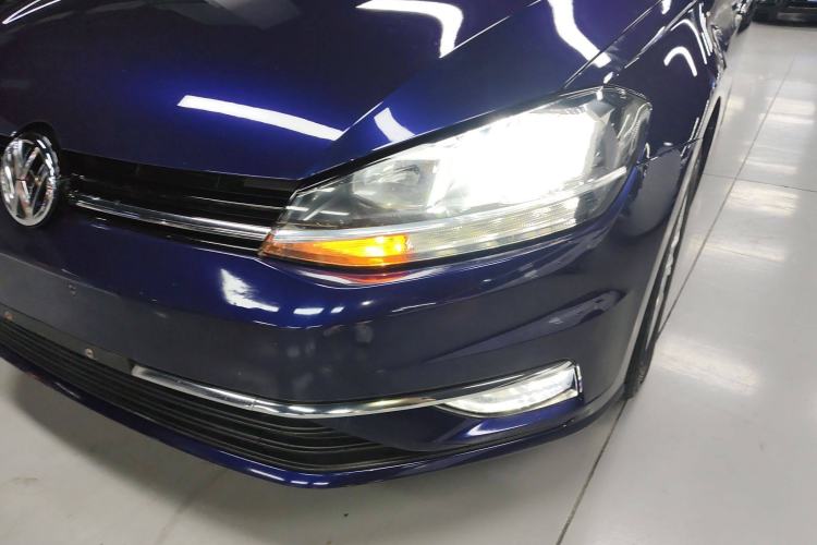 Used Volkswagen Golf 2018 230TSI Automatic Comfort Model
