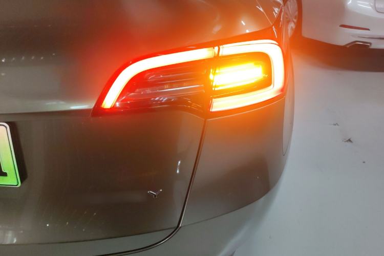 Used Tesla Model Y 2021 Long-Range All-Wheel-Drive Version