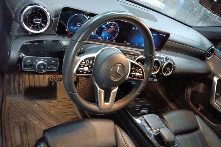 Used Mercedes-Benz A-Class 2020 Facelift A 180 L Sport Sedan Special Configuration
