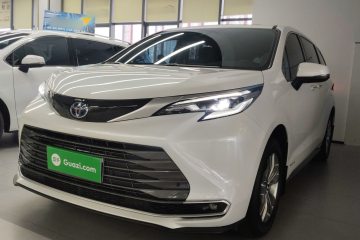Used Toyota Sienna 2023 2.5L Hybrid Luxury Edition