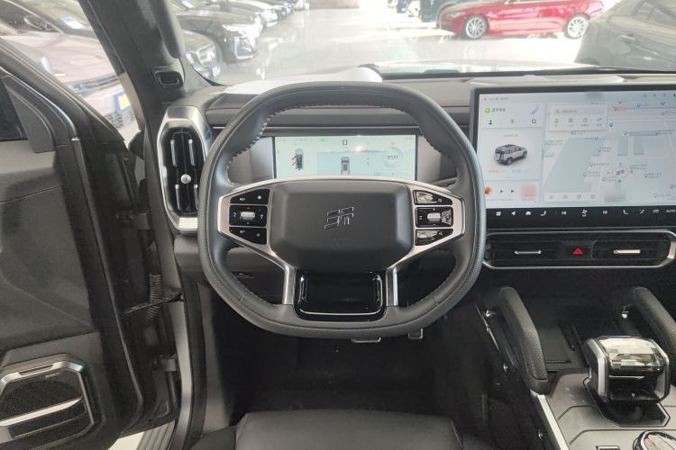 Used JETOUR Traveler 2023 2.0T All-Wheel Drive CrossPRO+
