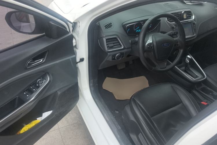 Used Ford Escort 2017 Happiness Edition 1.5L Automatic Fashion Version
