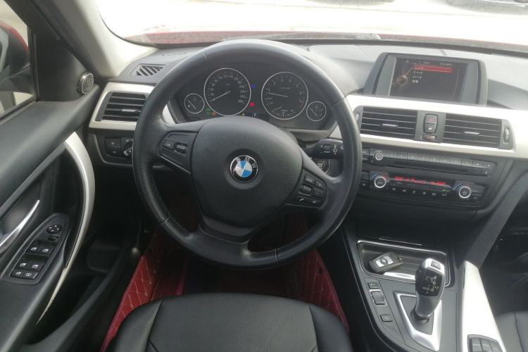 Used BMW 3 Series 2015 320Li Fashion Model
