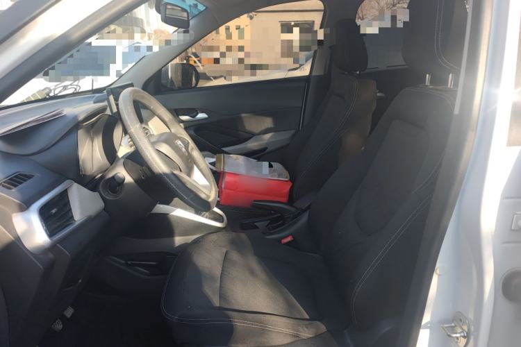 Used Baojun 510 2017 1.5L manual Comfort trim
