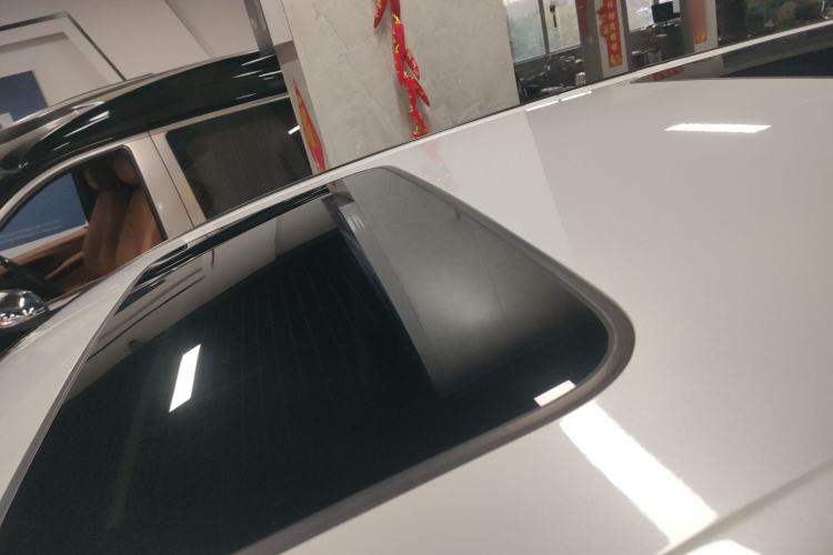 Used Honda Elysion 2019 2.0L Hybrid Luxury Edition
