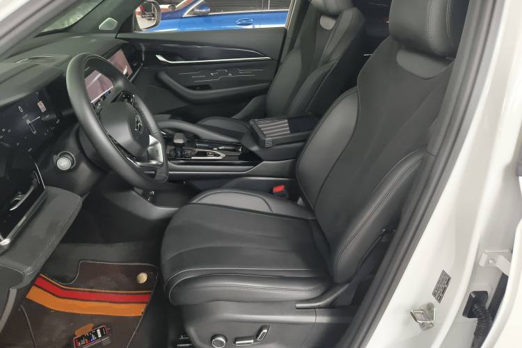 Used Geely Auto Monjaro L 2024 2.0TD High-Power Automatic Two-Wheel Drive Skyline Edition
