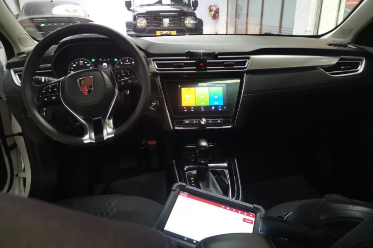 Used Roewe i5 2019 1.5L Automatic 4G Connected Langyue Edition