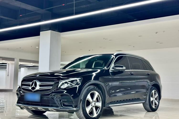Used Mercedes-Benz GLC 2017 GLC 260 4MATIC Luxury Model