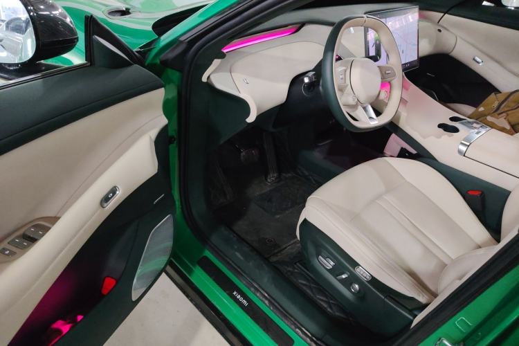 Used  YU7 2025 Ultra-Long Range High-Performance All-Wheel-Drive Max Edition
