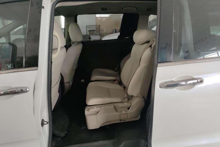 Used Honda Odyssey 2015 2.4L Comfort Edition
