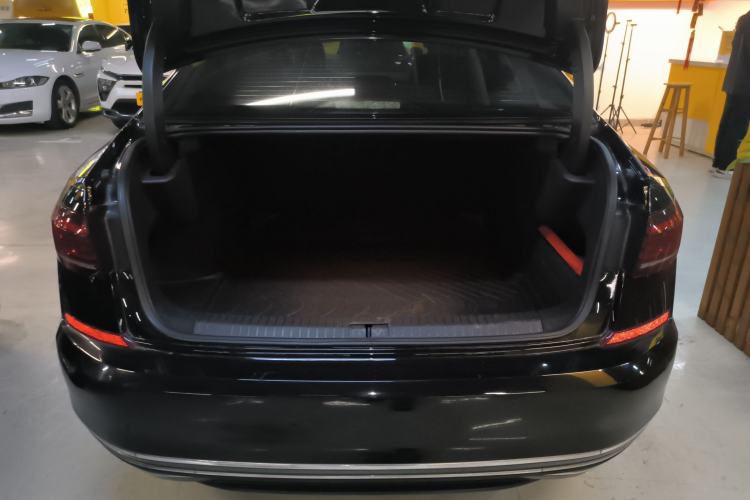 Used Volkswagen Passat 2023 330TSI Luxury Edition