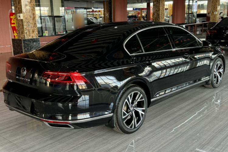 Used Volkswagen Magotan 2021 330TSI DSG 30th Anniversary Edition
