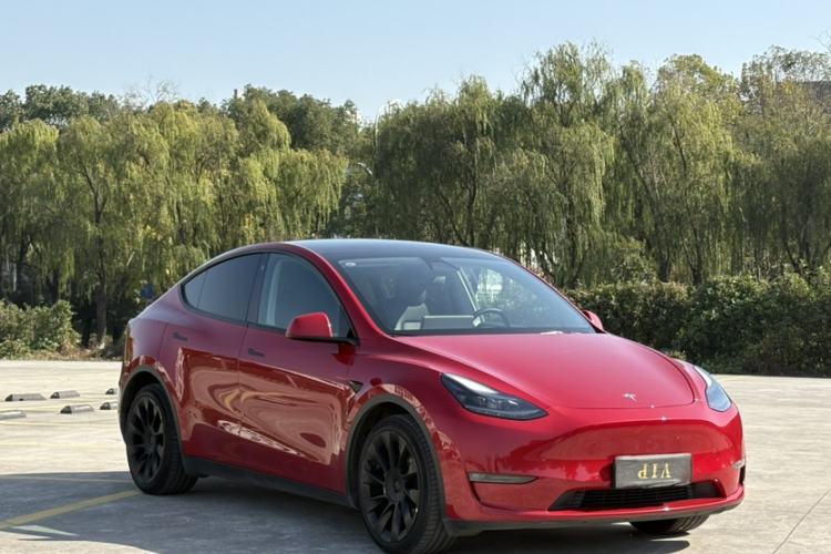Used Tesla Model Y 2021 Long-Range All-Wheel-Drive Version

